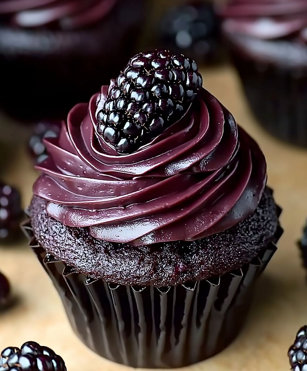 Dark Chocolate Blackberry Cupcakes