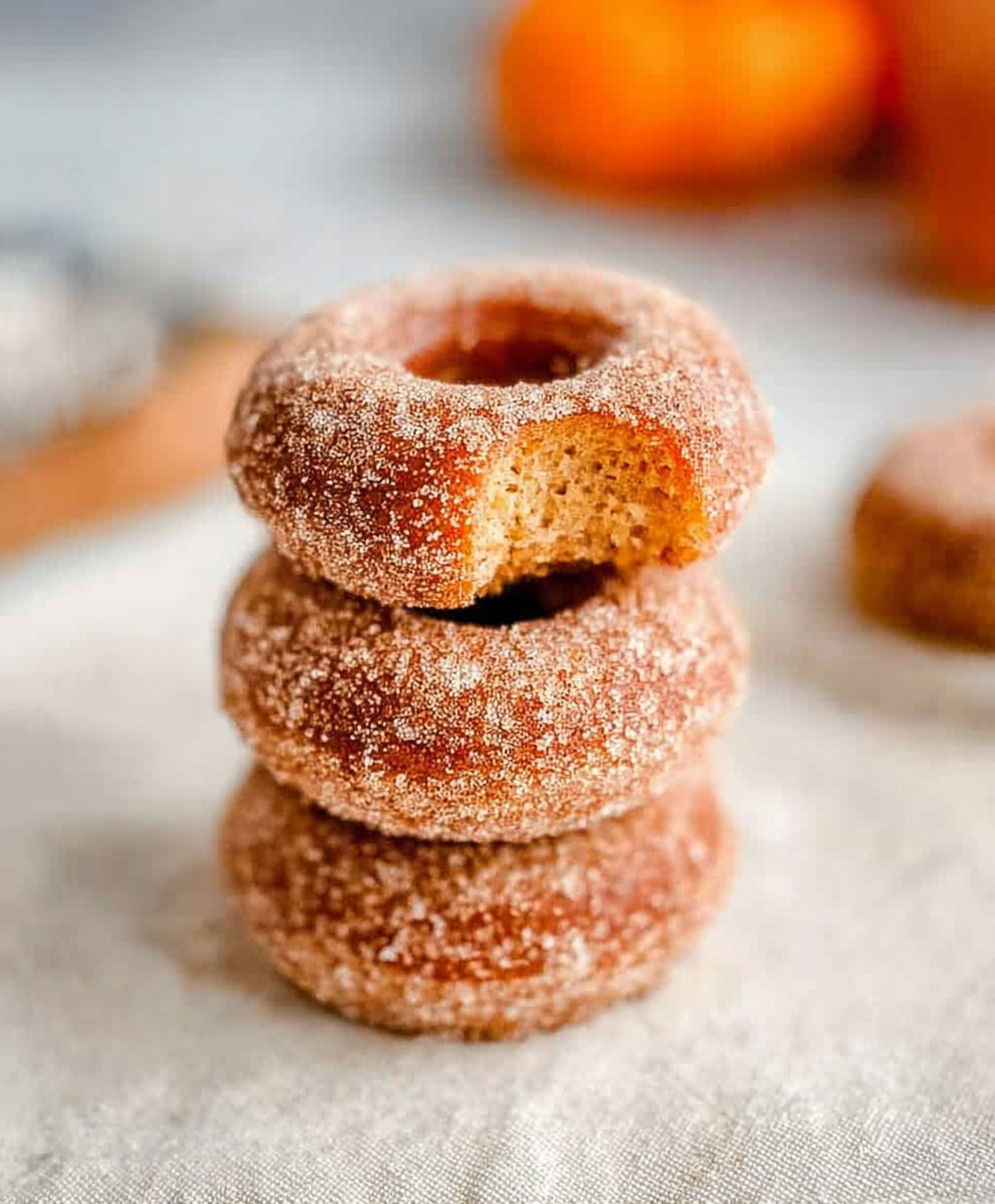 Pumpkin spice baked donuts